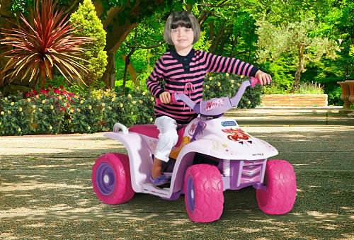 Шаблон для фотомонтажа вашим девочкам - Маленькая озорница на розовом скутере