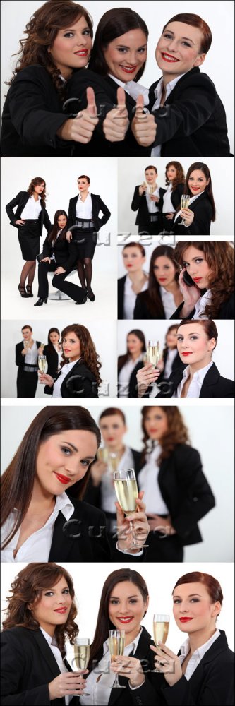 Бизнес леди отмечают удачную сделку/ Businesswomen giving the thumb's up - Stock photo