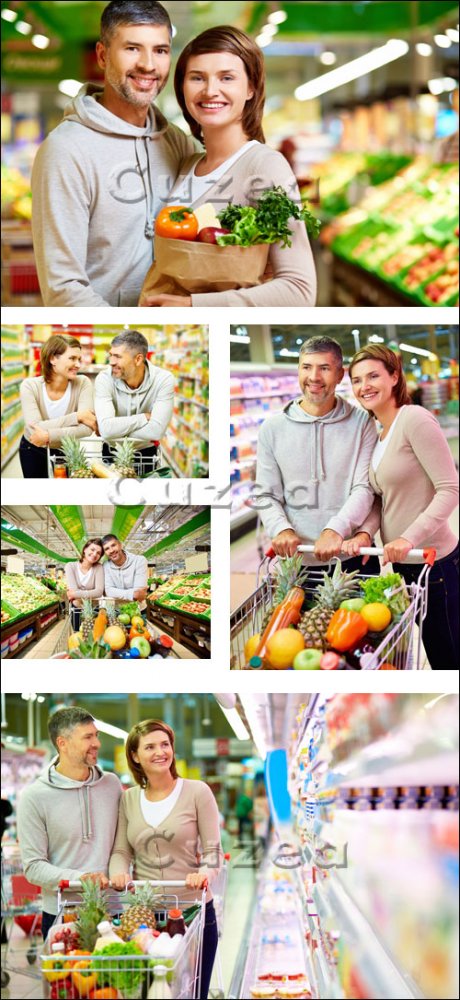 Люди в супермаркете / People in the market - stock photo