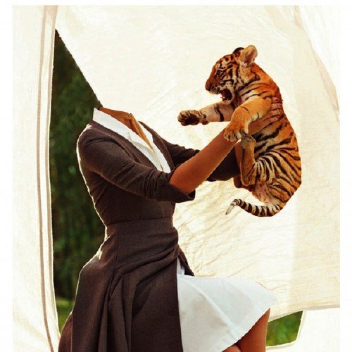  Шаблон женский - Медсестра с тигренком 